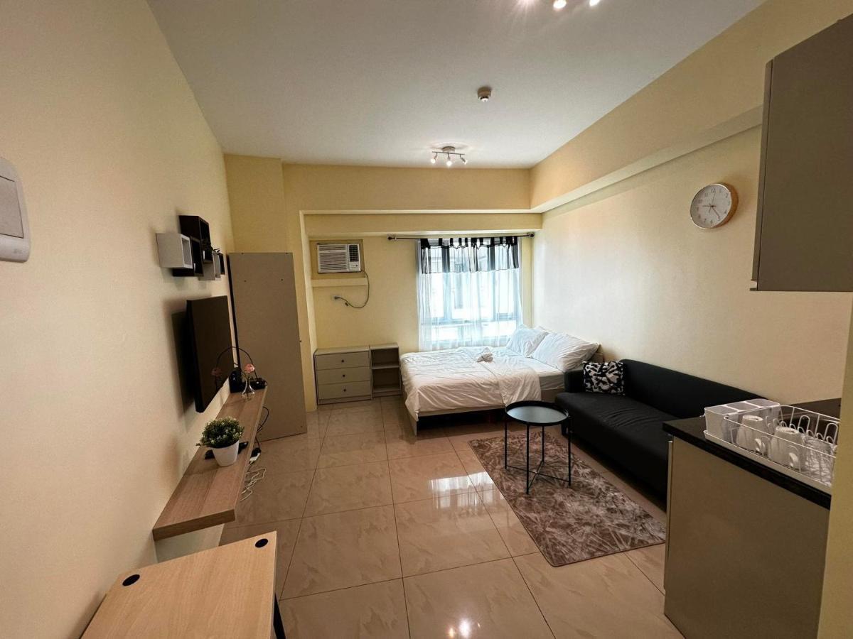 Modern Condo Living In Makati Manila Luaran gambar