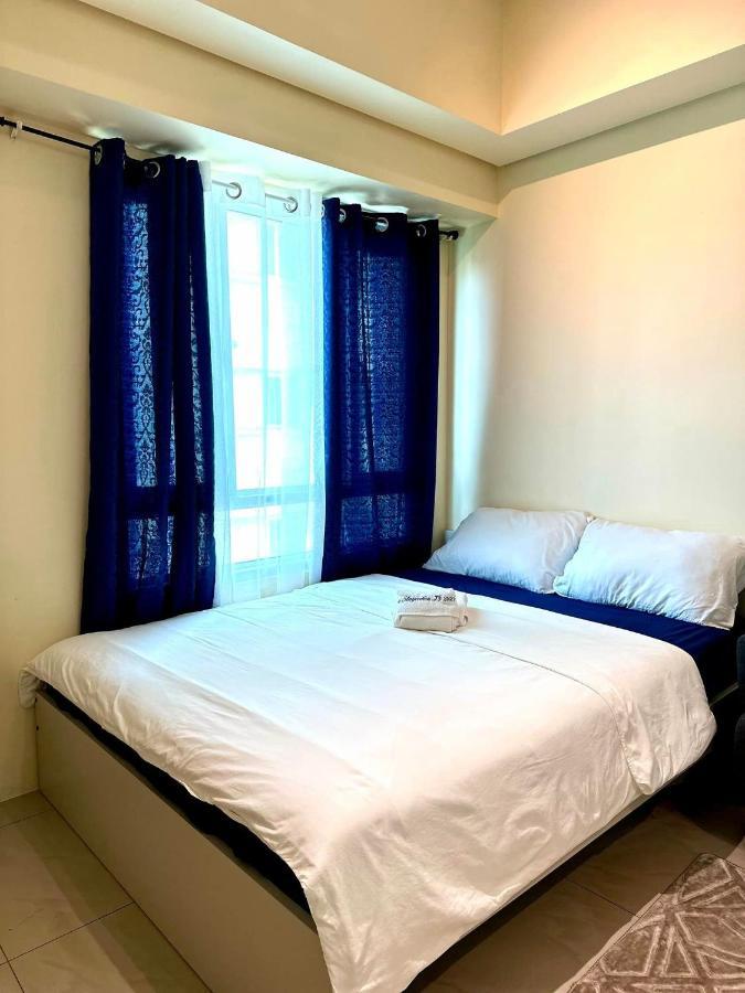 Modern Condo Living In Makati Manila Luaran gambar