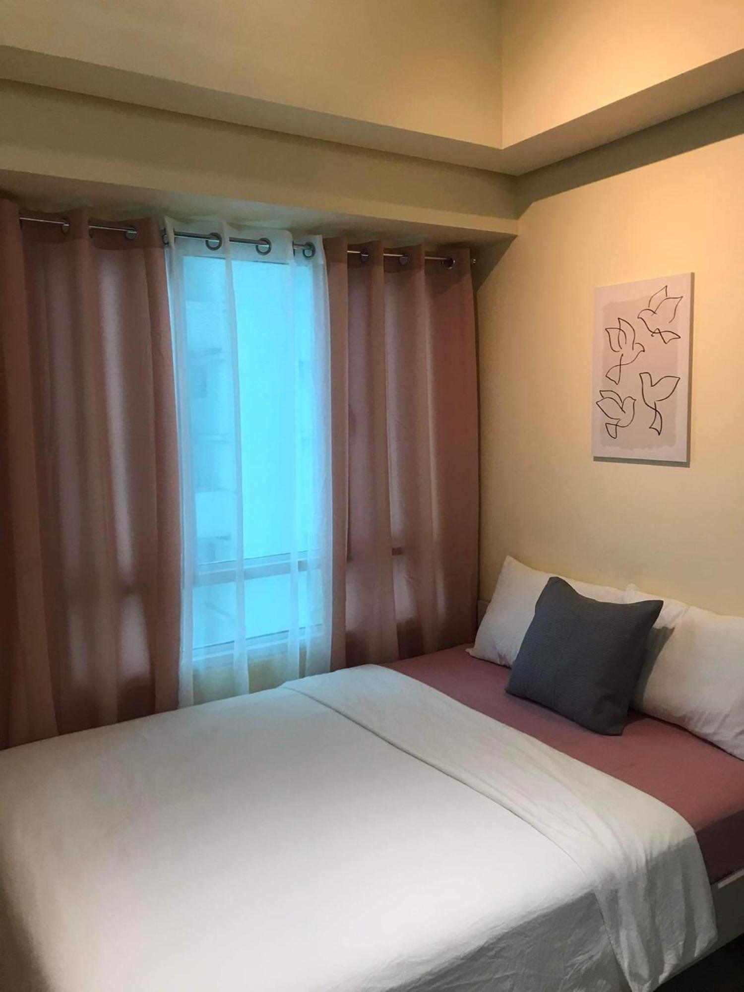 Modern Condo Living In Makati Manila Luaran gambar